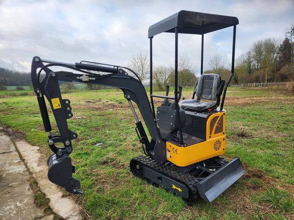 MINIEXCAVATOR HT12 PICIOARE CU BRAȚ FIX
