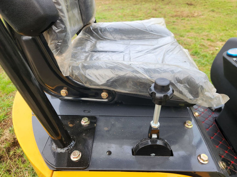 MINIEXCAVATOR HT12 PICIOARE CU BRAȚ FIX