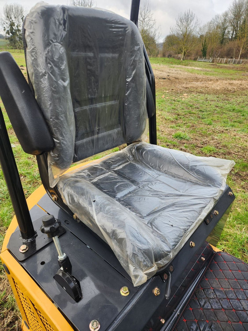 MINIEXCAVATOR HT12 PICIOARE CU BRAȚ FIX