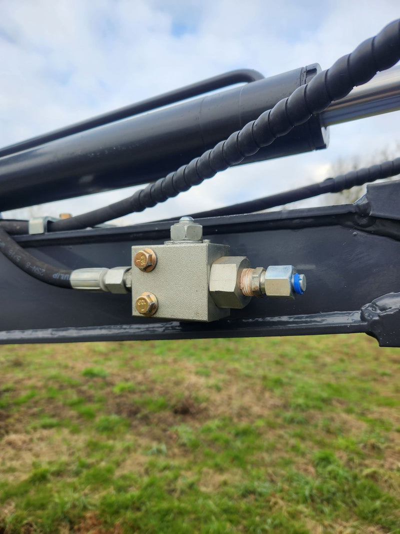 MINIEXCAVATOR HT12 PICIOARE CU BRAȚ FIX