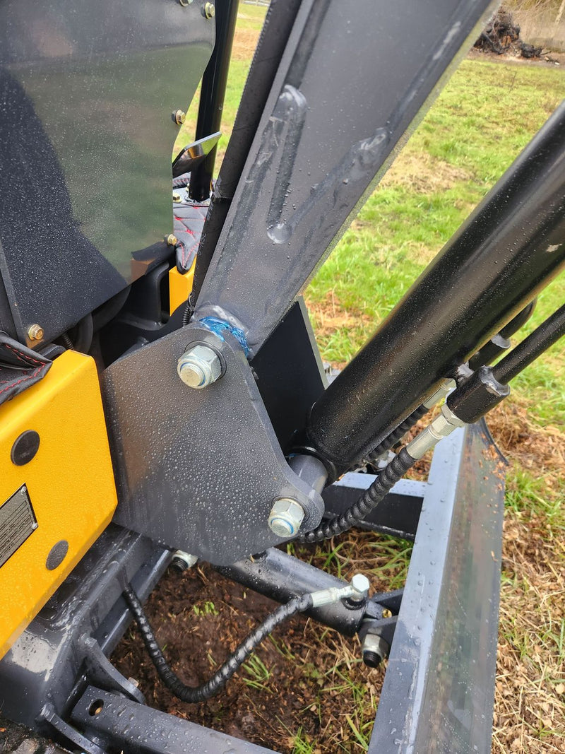 MINIEXCAVATOR HT12 PICIOARE CU BRAȚ FIX