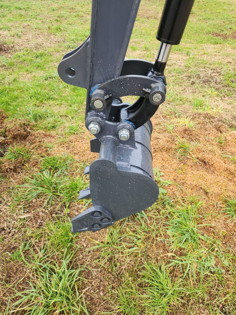 MINIEXCAVATOR HT12 PICIOARE CU BRAȚ FIX