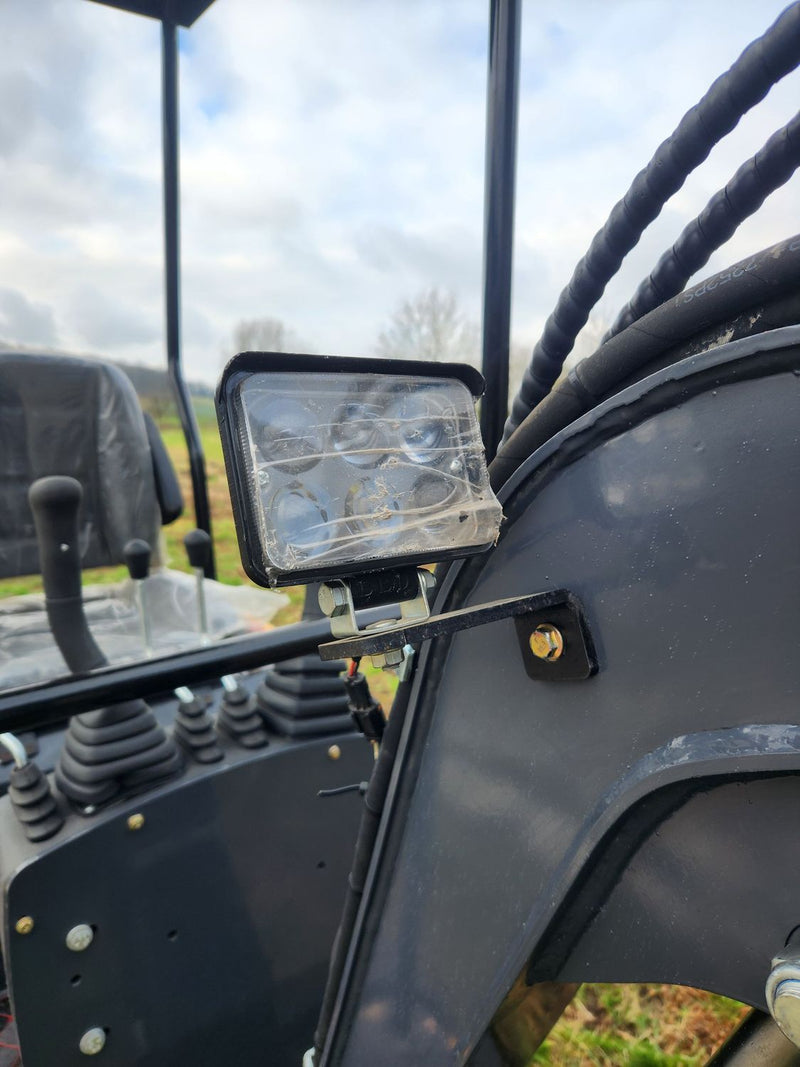 MINIEXCAVATOR HT12 PICIOARE CU BRAȚ FIX