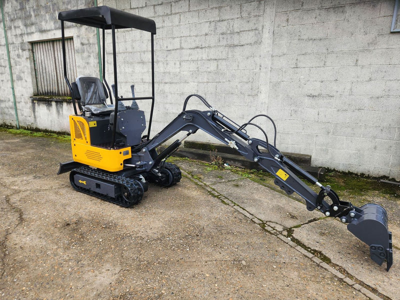 MINIEXCAVATOR NOU CU BRAȚ DECALAT