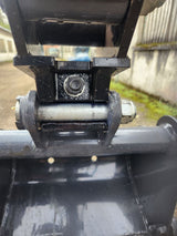 MINIEXCAVATOR NOU CU BRAȚ DECALAT