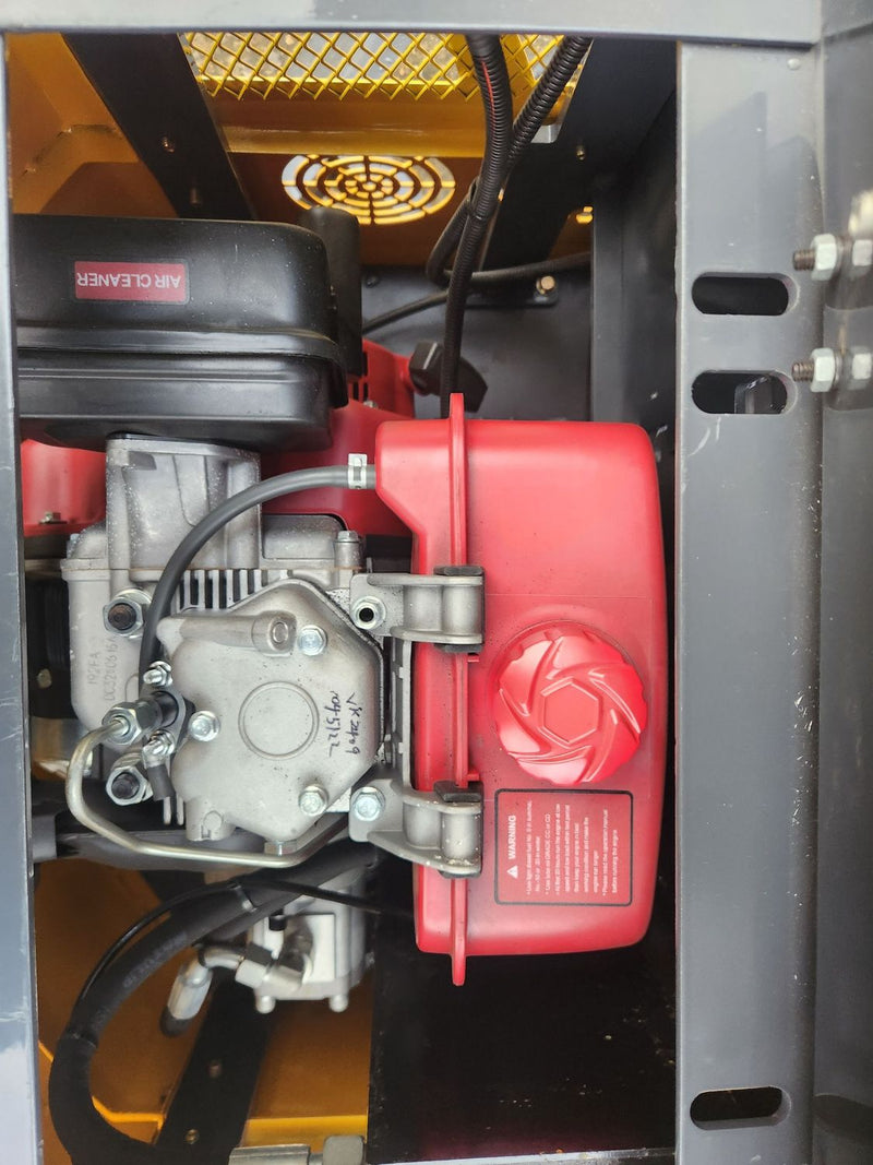 MINIEXCAVATOR NOU CU BRAȚ DECALAT