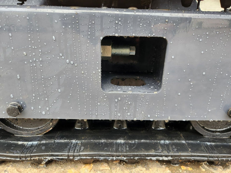 MINIEXCAVATOR NOU CU BRAȚ DECALAT