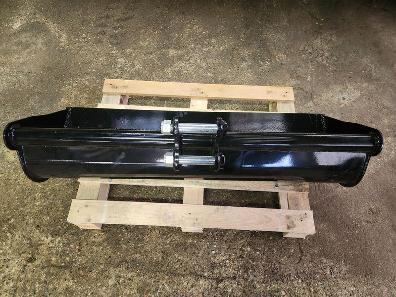 MINIEXCAVATOR NOU CU BRAȚ DECALAT