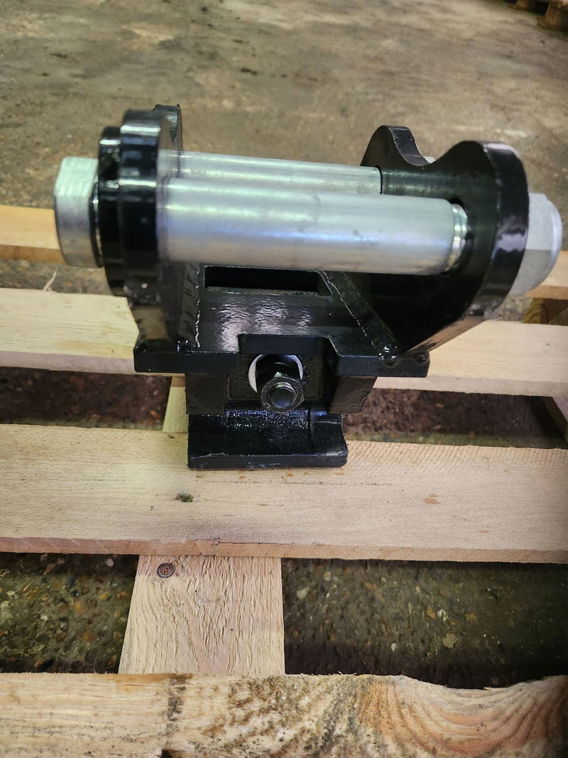 Cuplaj rapid mecanic - pentru miniexcavatoare de la 800 kg la 1200 kg