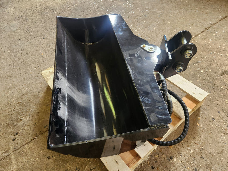 Cupă reglabilă pentru curățarea șanțurilor