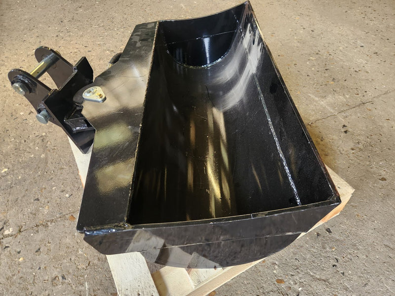 Cupă reglabilă pentru curățarea șanțurilor