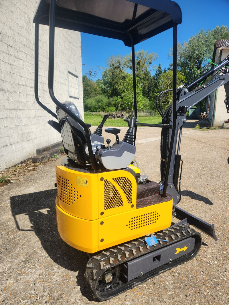 Miniexcavator nou, model HT12