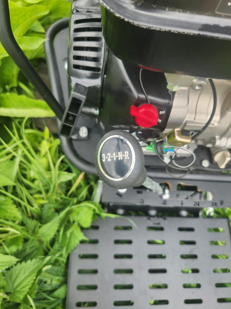 Dumper D50HT cu benă de ridicare tip foarfecă 